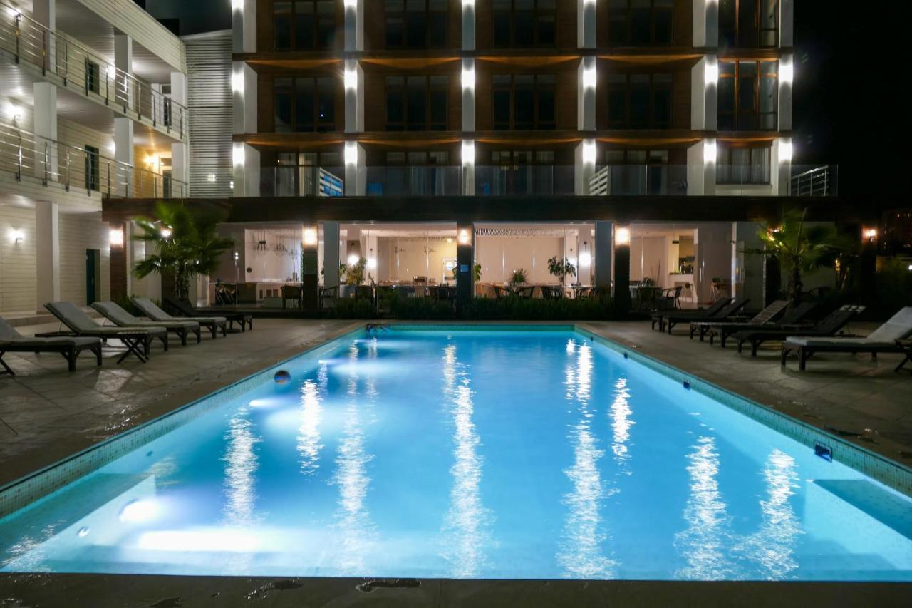 Hotel Aquamarine Family Club Gagra Exteriér fotografie